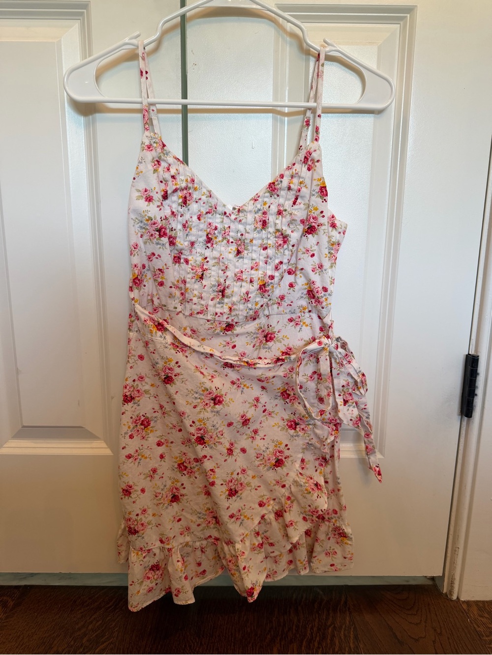 Sweet Pot Floral Wrap Sundress in White and Pink
